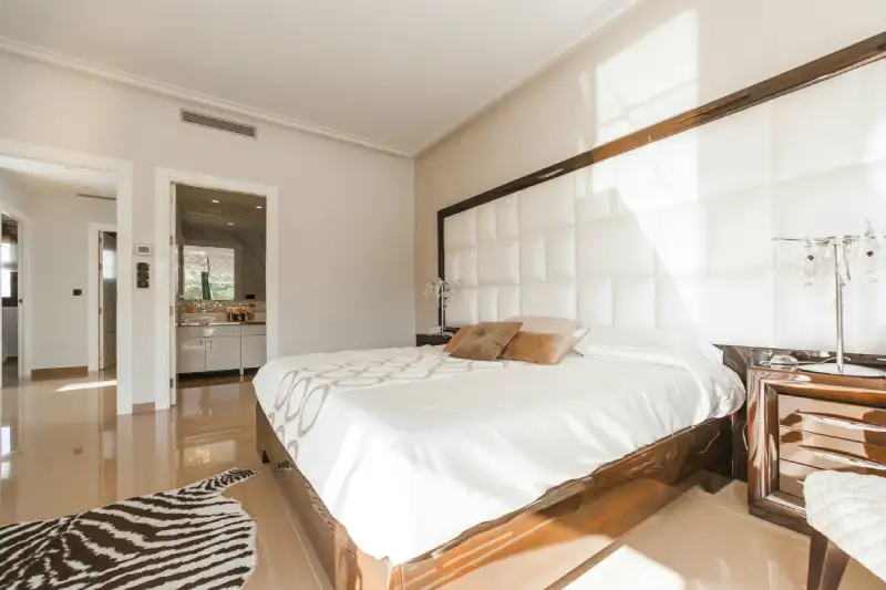 Why Short-Term Rental Owners in Park City Need Professional Cleaning Between Guests